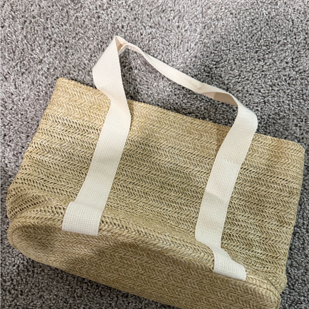 Straw Woven Tote Bag with Cream Handles